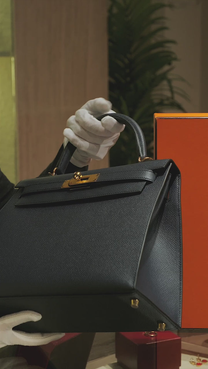 Hermès Blue Indigo Epsom Sellier Kelly 28 Gold Hardware Handbag