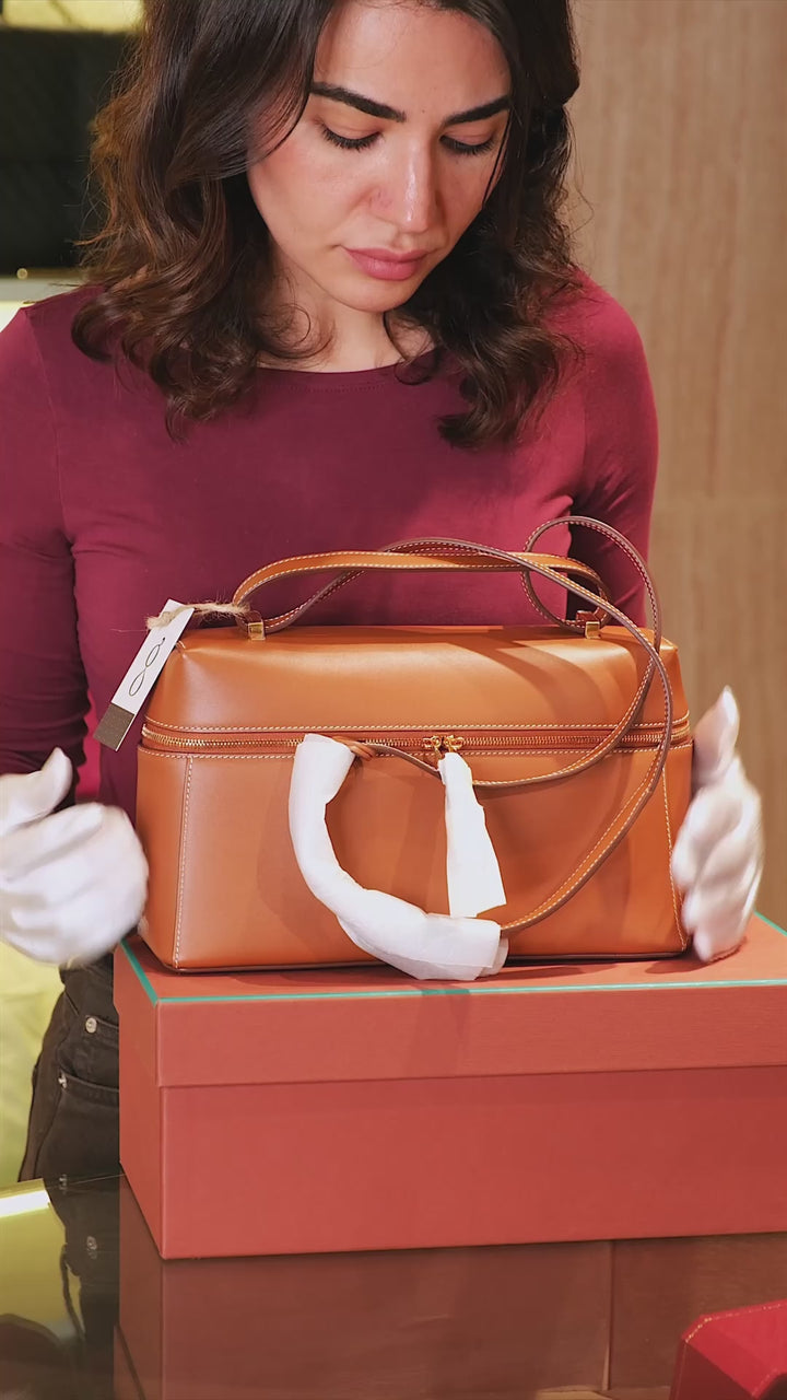 LORO PIANA EXTRA BAG L27 IN CALFSKIN LEATHER