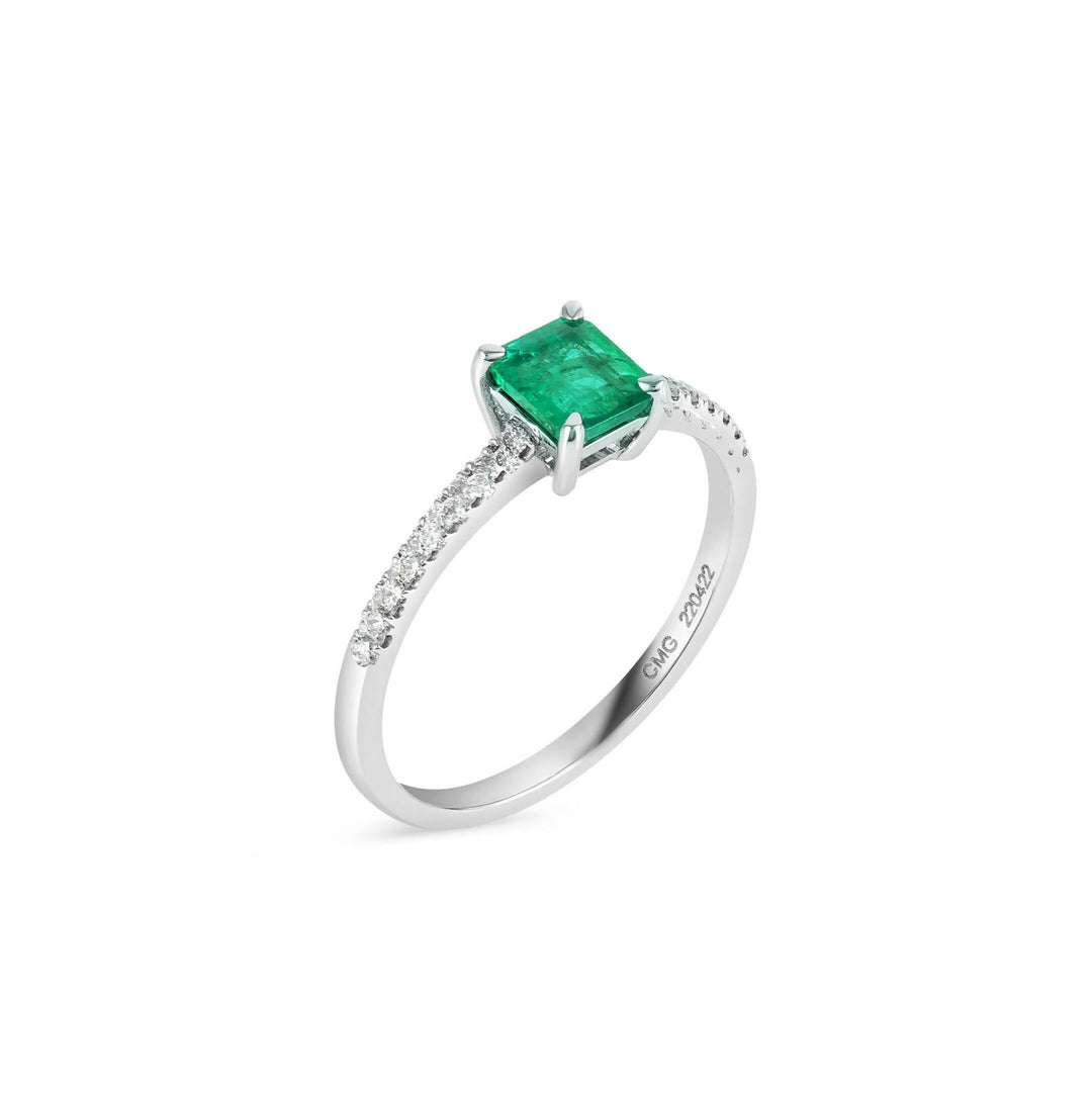 18K White Gold Natural Emerald Ring - Gemaee UAE