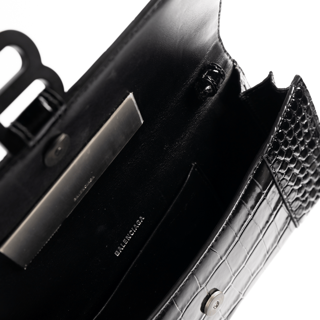 Balenciaga clutch sale bag price