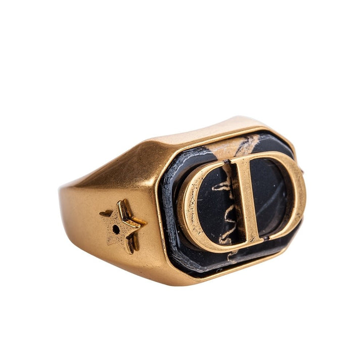 Dior signet Ring - Gemaee UAE
