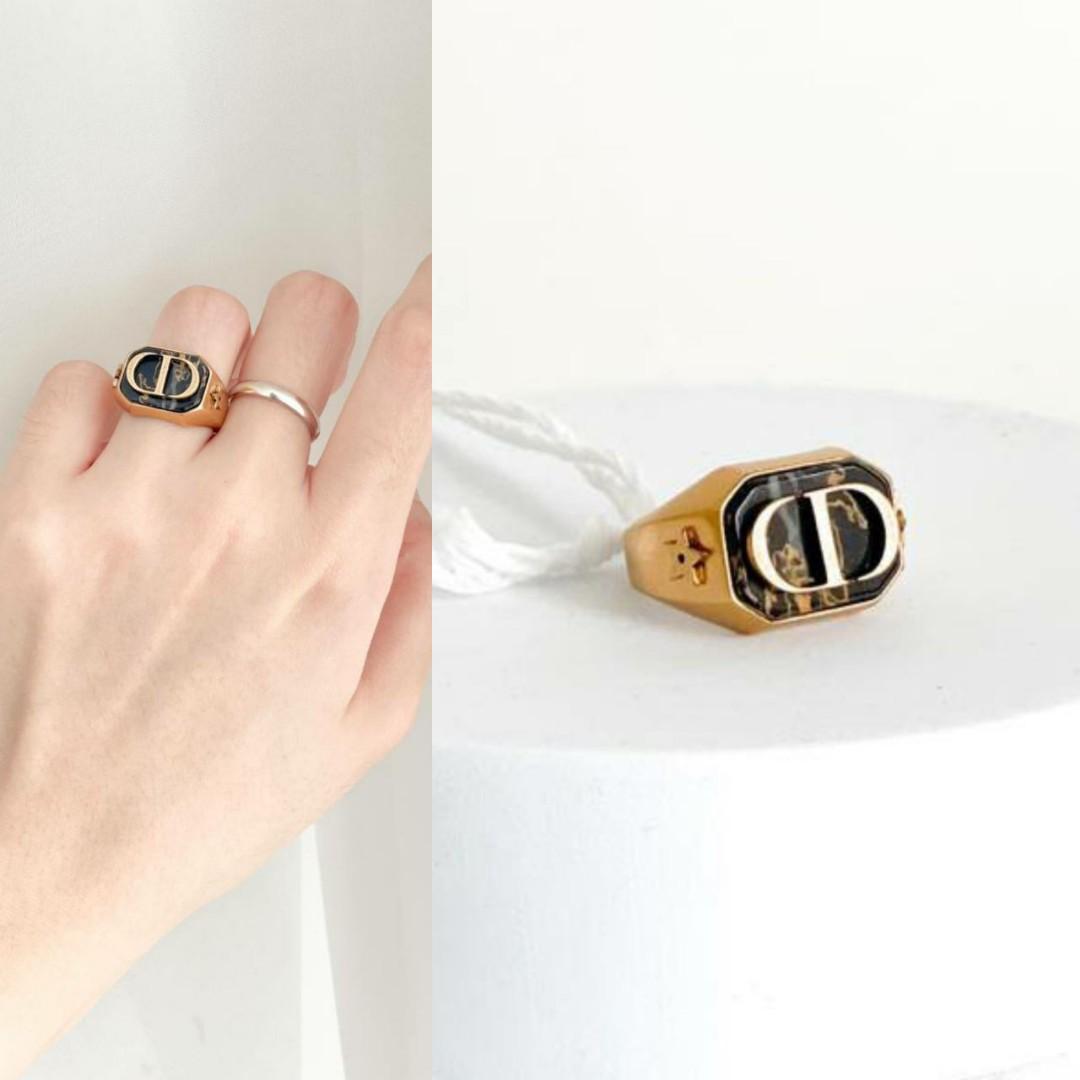 Dior signet ring discount